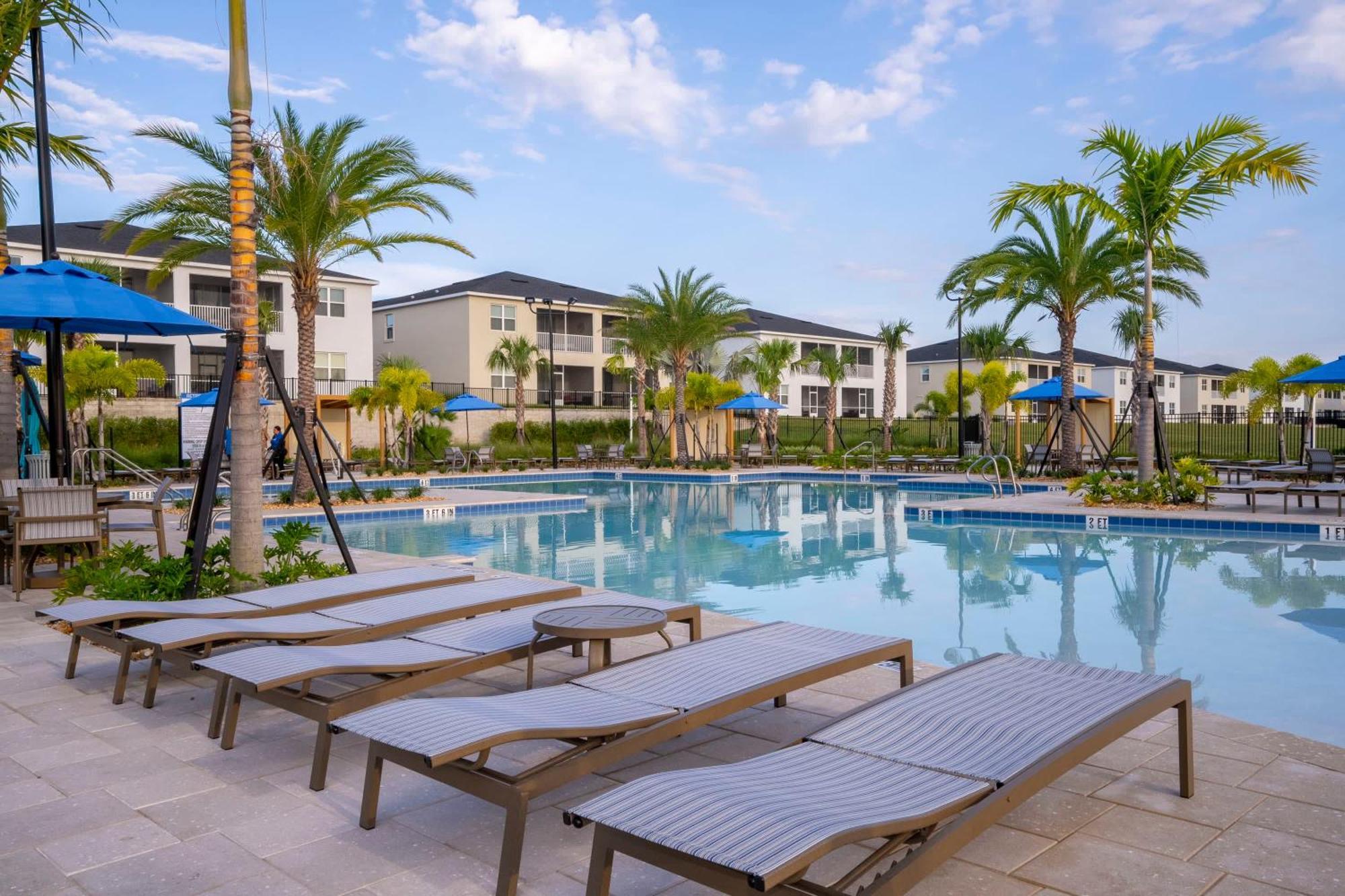 Stunning 4 Bd W/ Pool Close To @ Champions Gate 990 Hébergement de vacances Kissimmee