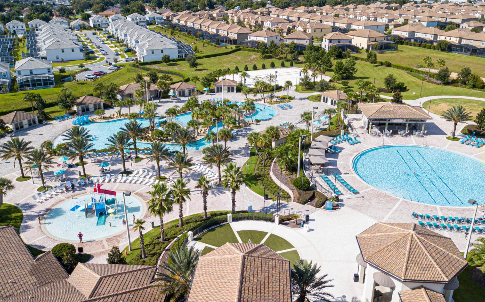 Hébergement de vacances Stunning 4 Bd W/ Pool Close To @ Champions Gate 990