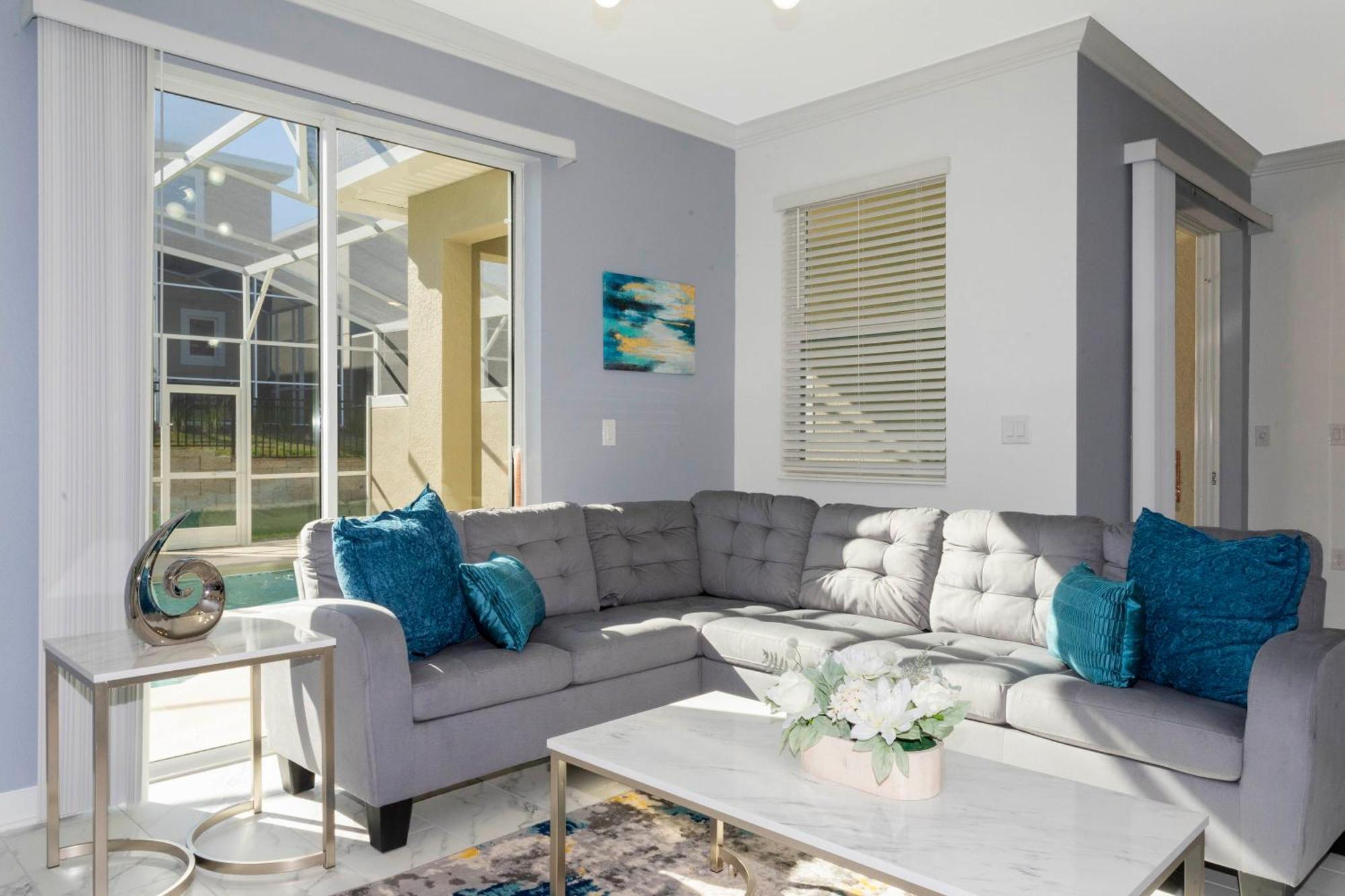 Stunning 4 Bd W/ Pool Close To @ Champions Gate 990 Hébergement de vacances Kissimmee