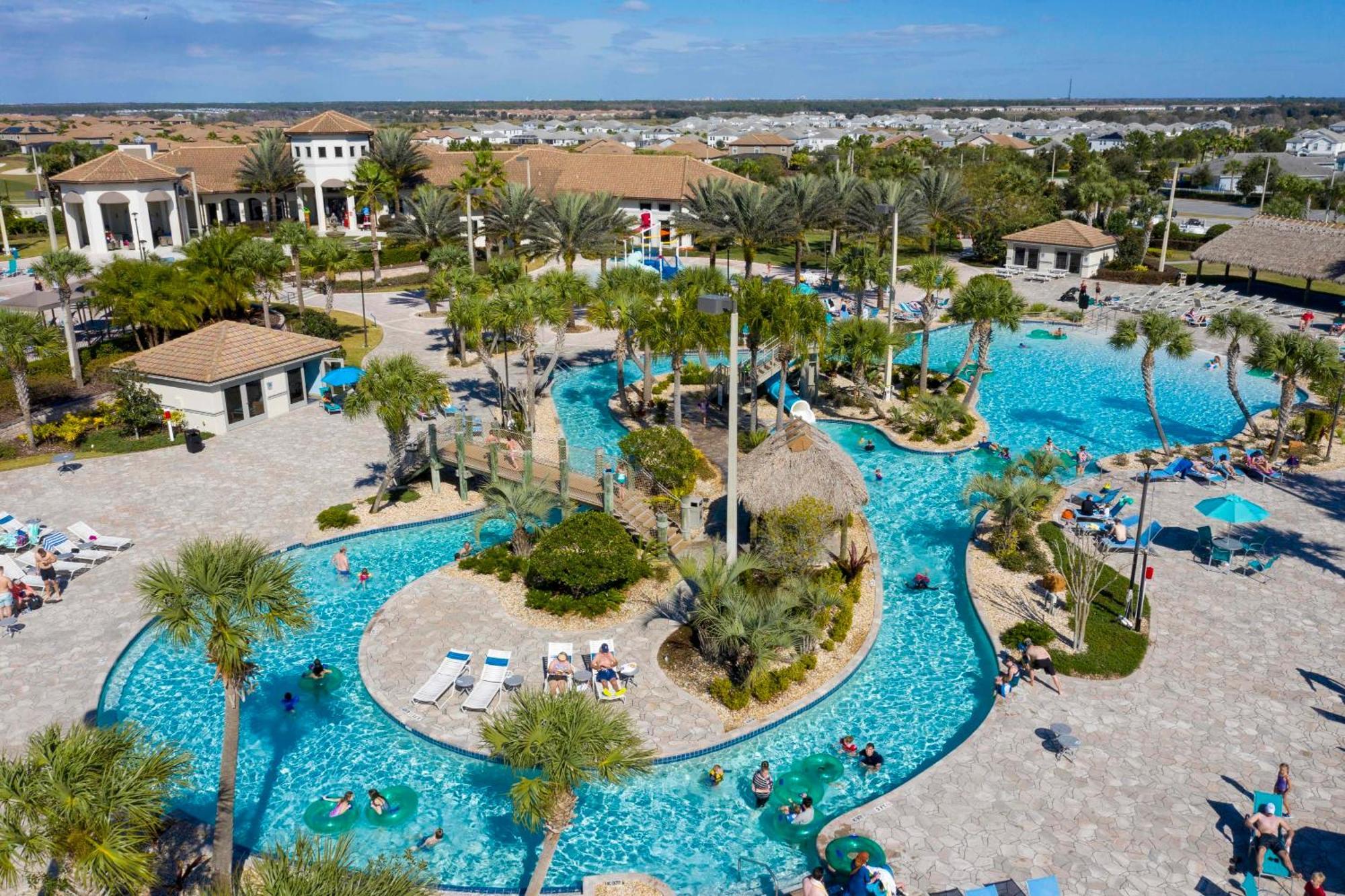 Hébergement de vacances Stunning 4 Bd W/ Pool Close To @ Champions Gate 990 *